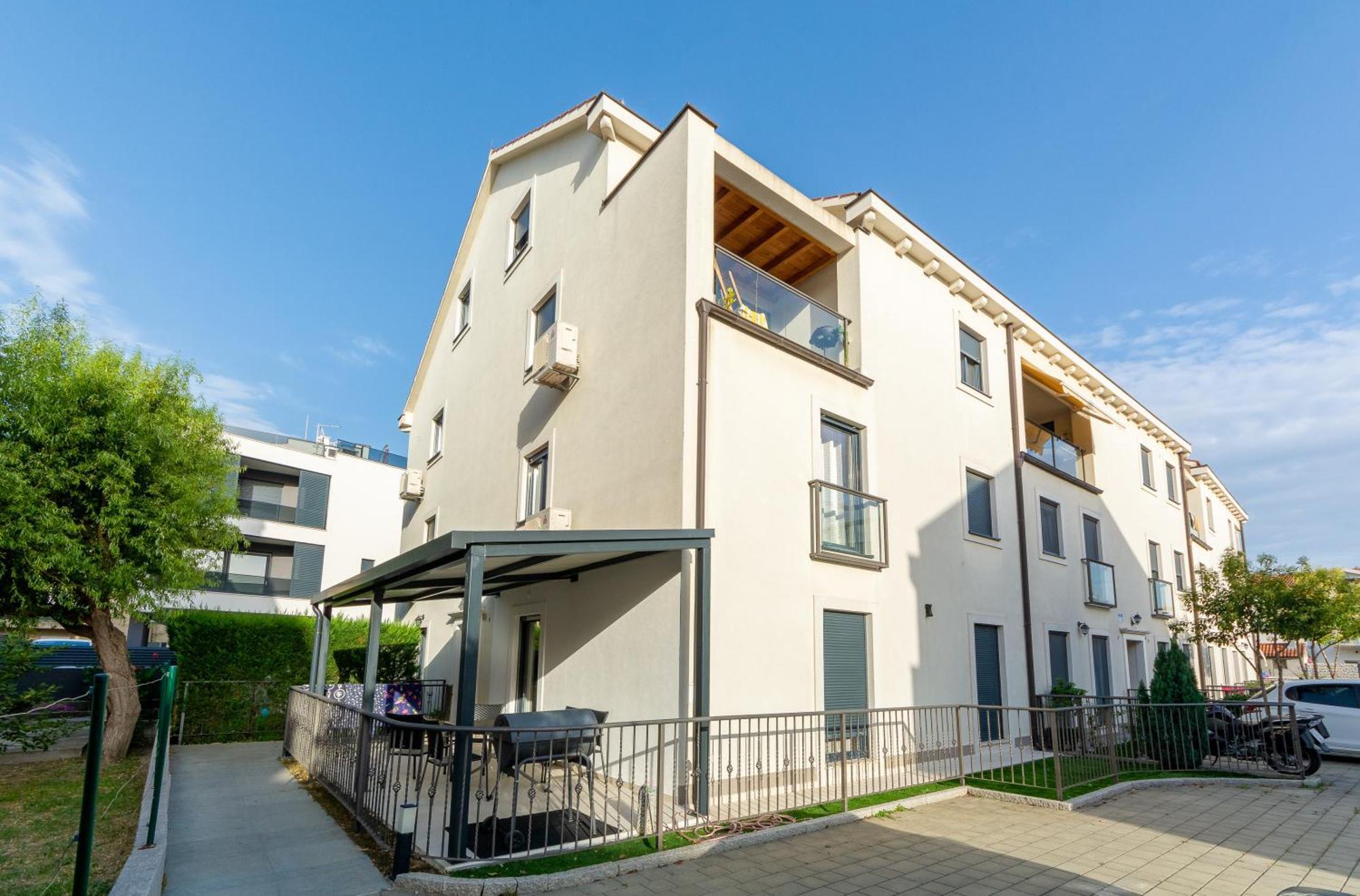 Apartamento Marisol Podstrana Exterior foto